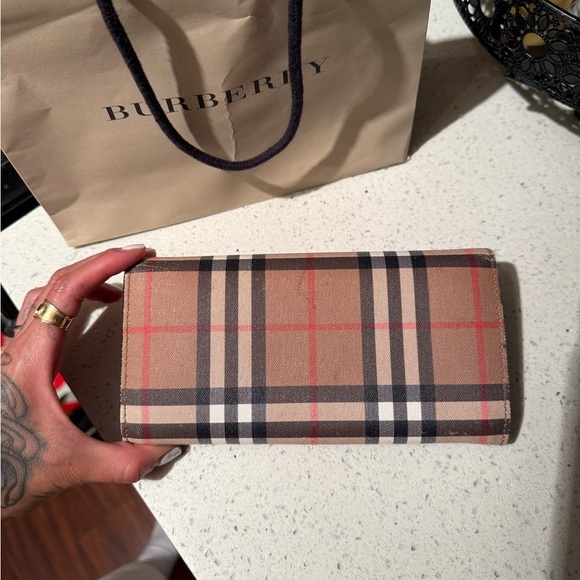 Burberry Brown Checkered Wallet - Picture 1 of 9